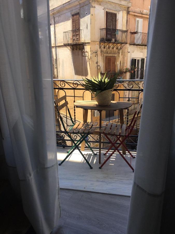 Suiteinpalermo - Case Vacanze Nel Centro Storico ภายนอก รูปภาพ