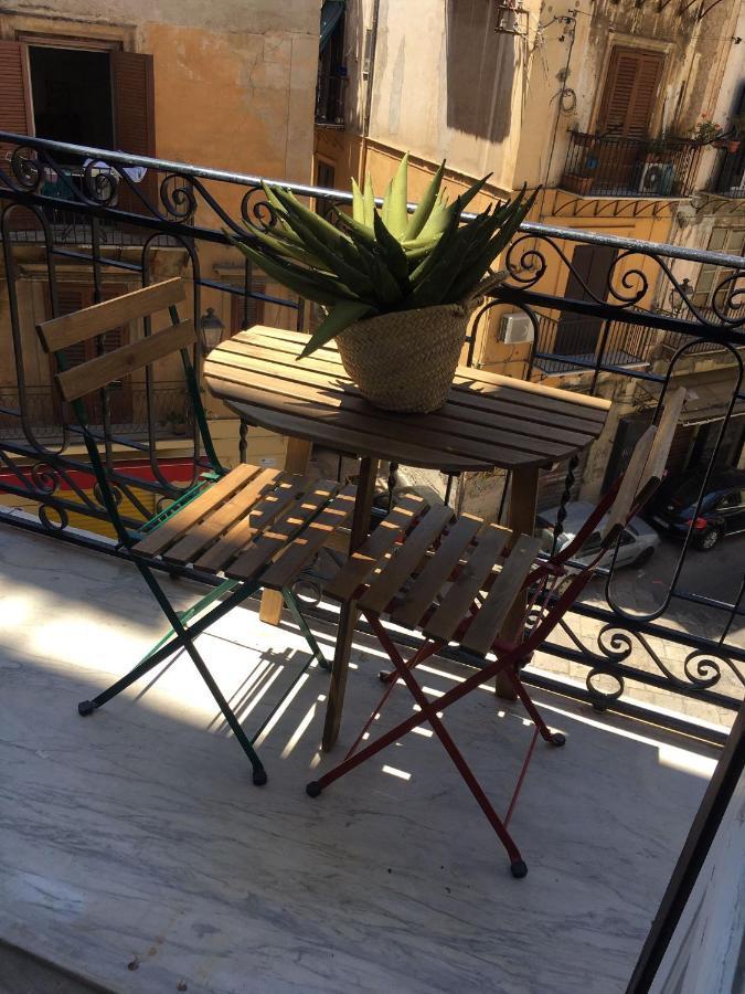 Suiteinpalermo - Case Vacanze Nel Centro Storico ภายนอก รูปภาพ