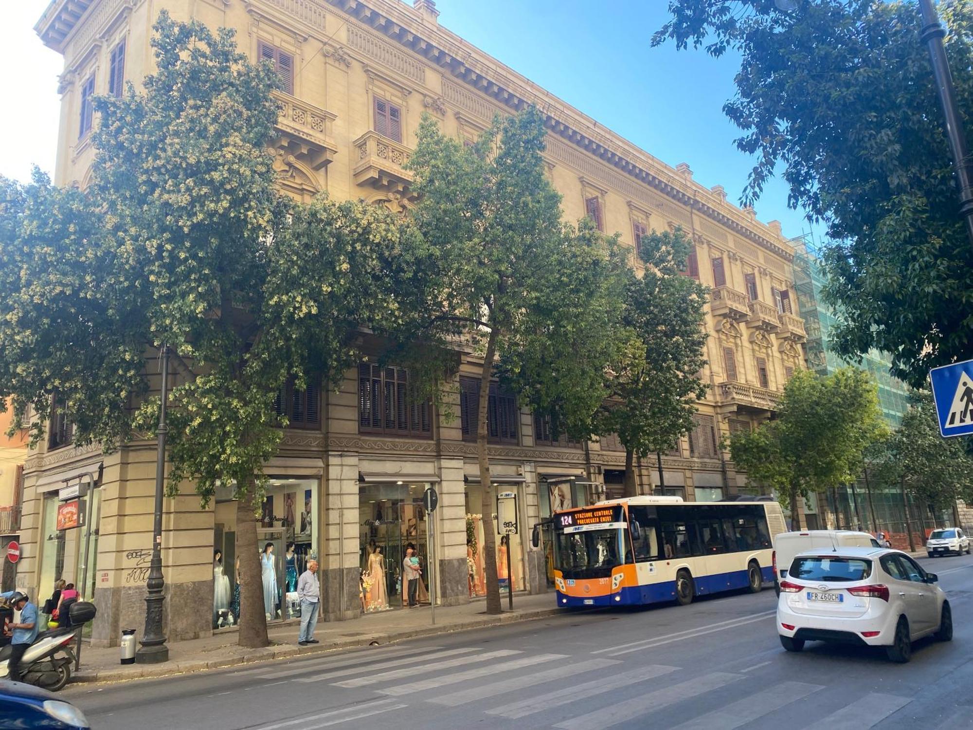 Suiteinpalermo - Case Vacanze Nel Centro Storico ภายนอก รูปภาพ